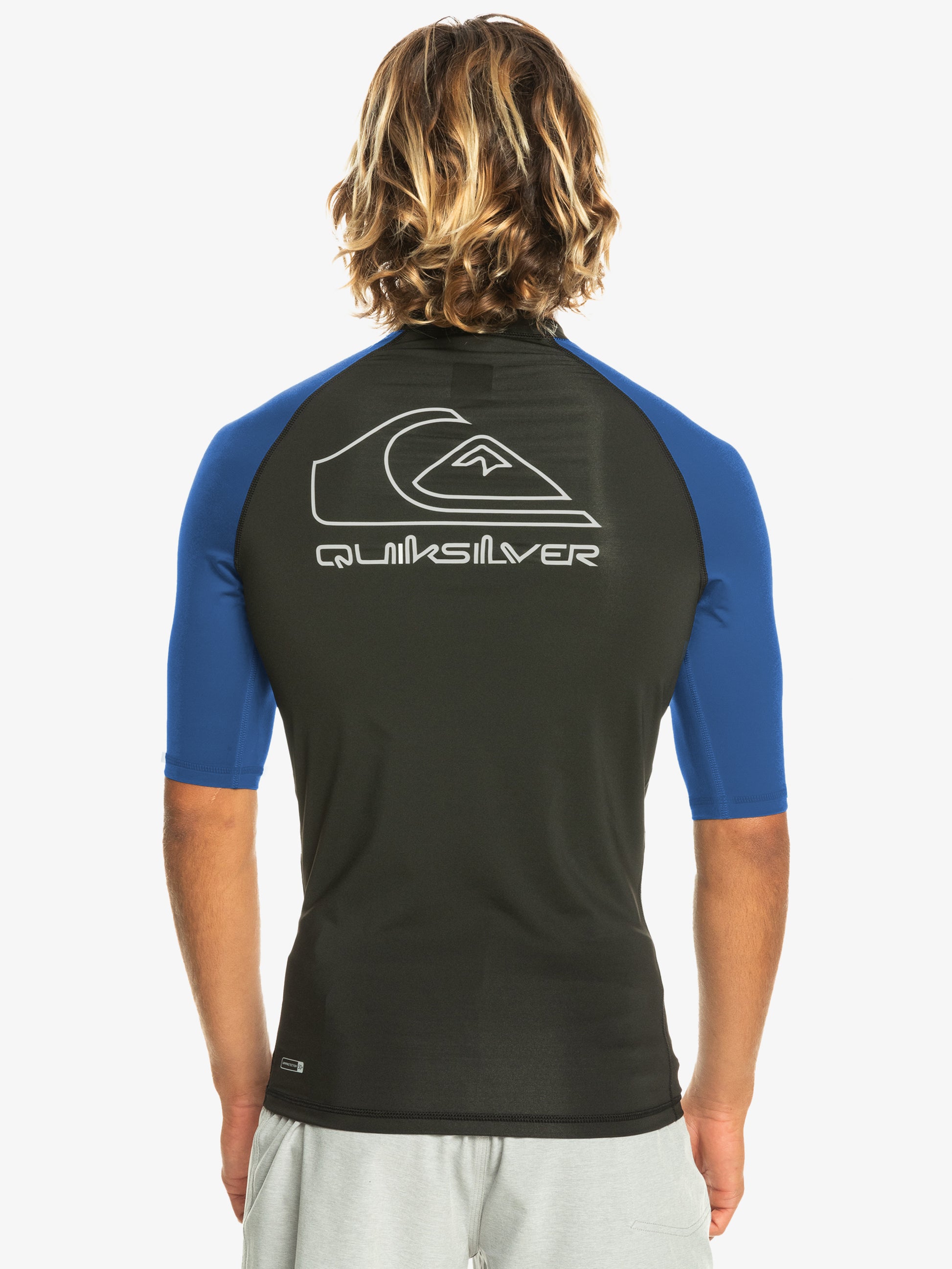 Mens On Tour Rashguard - Quiksilver Malaysia