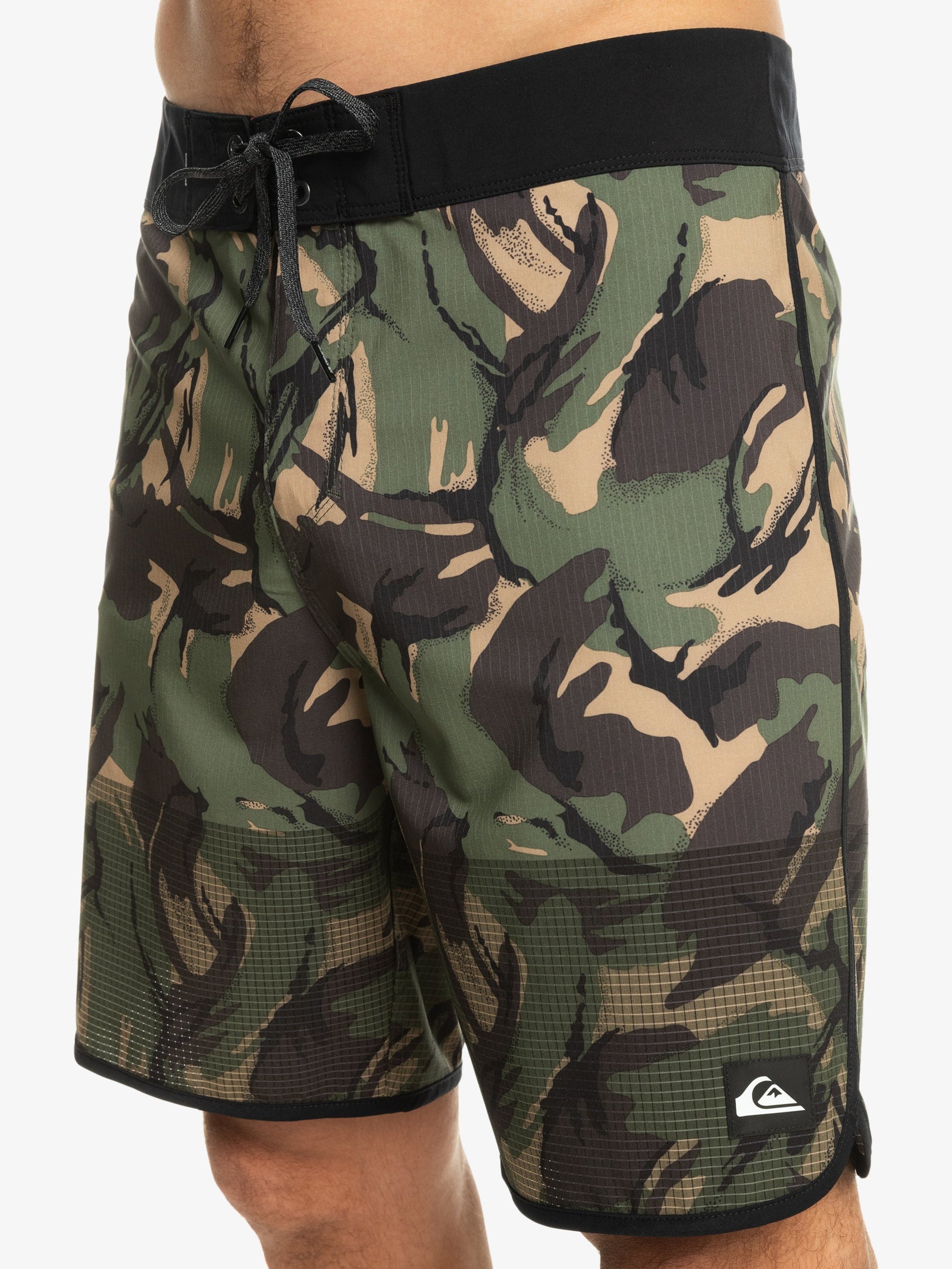 Mens Highlite Scallop 19" Board Shorts - Quiksilver Malaysia